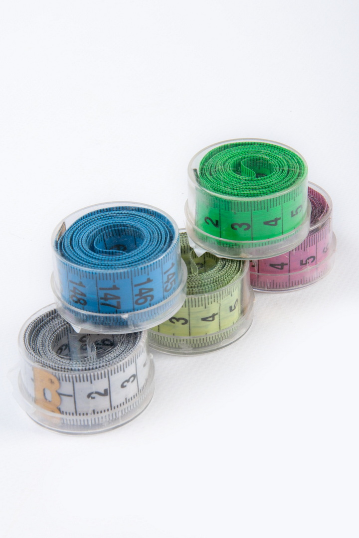 Сантиметрова стрічка, 150 см, в пластиковій коробці, YBP